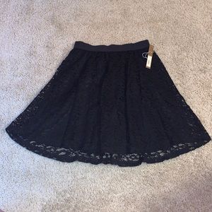 NWT Women’s Lauren Conrad Black Lace Skirt